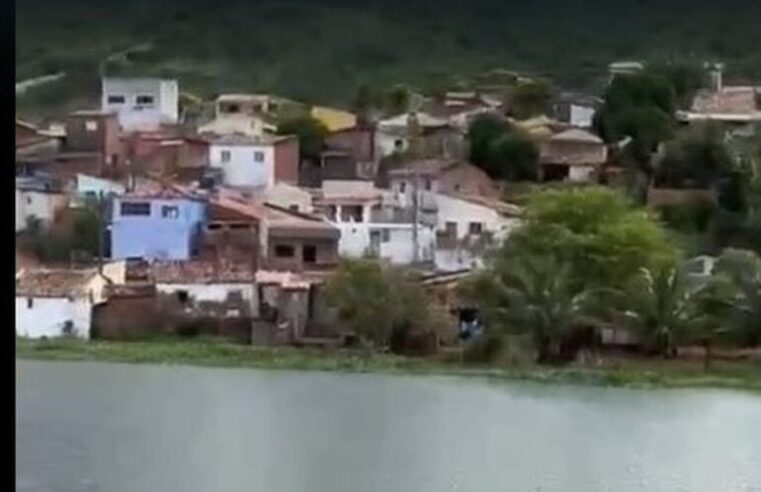 Homem é encontrado morto dentro de lagoa no centro de Alagoa Grande/PB