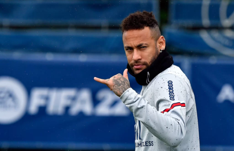 Homem escreve testamento e deixa todos os bens para Neymar