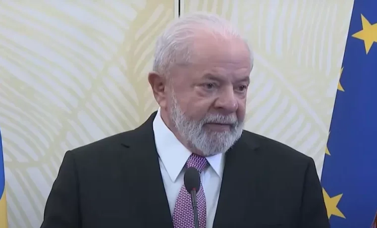 Lula diz que é preciso punir envolvidos em suposta agressão contra Moraes