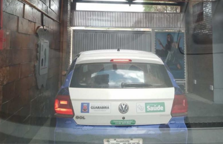Ministério Público investiga uso de carro de prefeitura da Paraíba flagrado saindo de motel