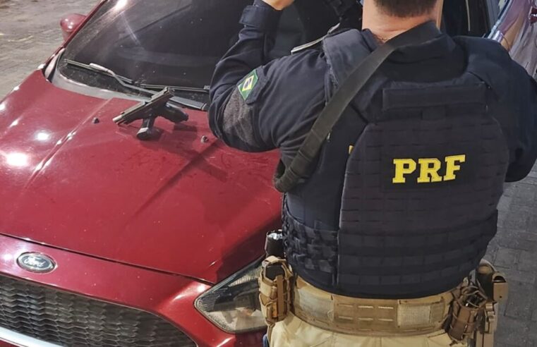 Homem é preso, arma de fogo e munições são apreendidas e veículo é recuperado pela PRF no município de Alhandra/PB