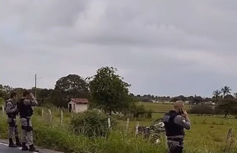 Motociclista morre após “sobrar” em curva e bater em cerca na Paraíba