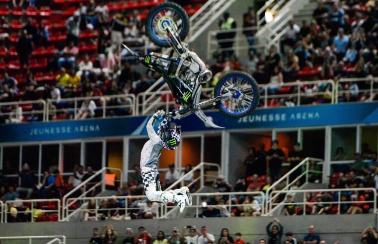 Rio Freestyle Motocross reúne estrangeiros e brasileiros