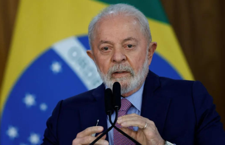 Lula faz balanço de governo e aconselha PT para eleição de 2024
