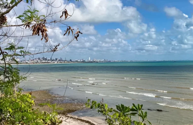 Litoral da Paraíba tem 17 trechos de praias impróprios para banho