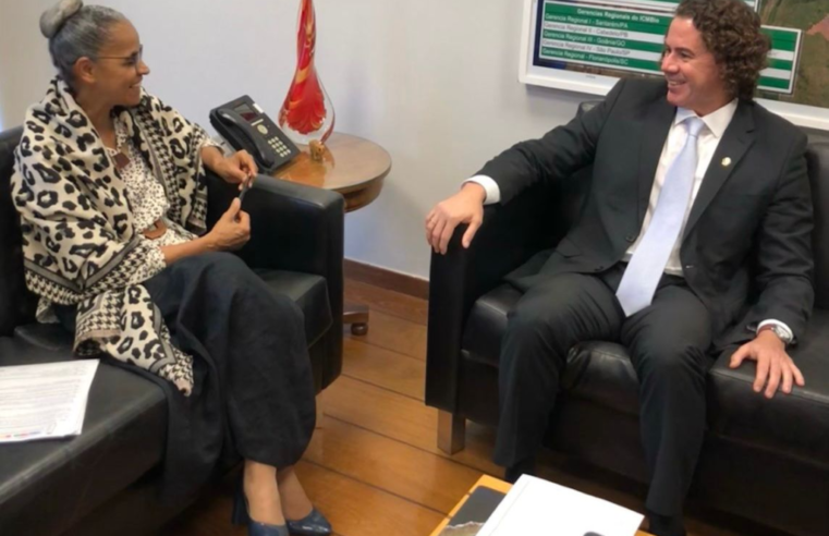 Veneziano e ministra Marina Silva discutem pautas ambientais durante reunião em Brasília/DF