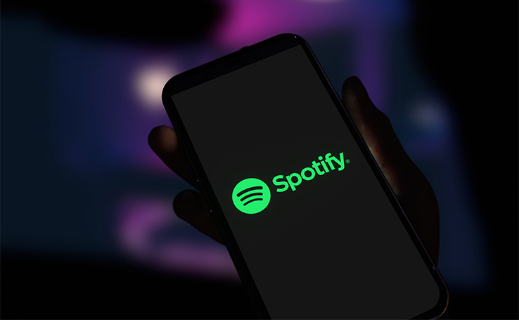 Spotify estuda banir músicas que exaltam facções criminosas
