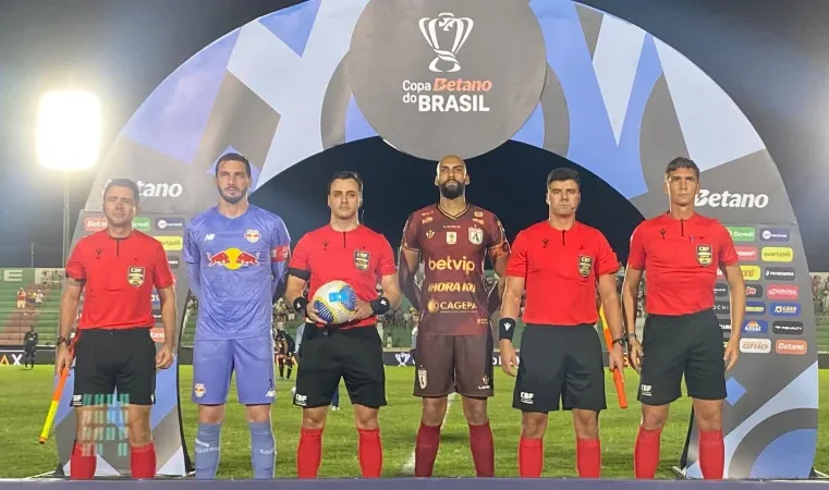 Sousa com jogador a menos empata contra o Bragantino pela Copa do Brasil
