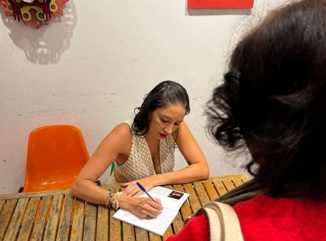 Autora Tatiana Gamaliel lança Livro “C’est parfait”