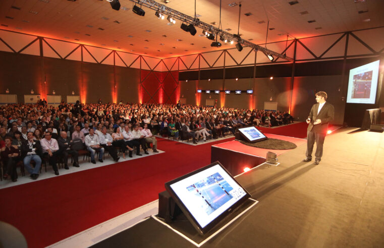 ExpoGestão reúne 80 palestrantes e 6 mil empresários em SC