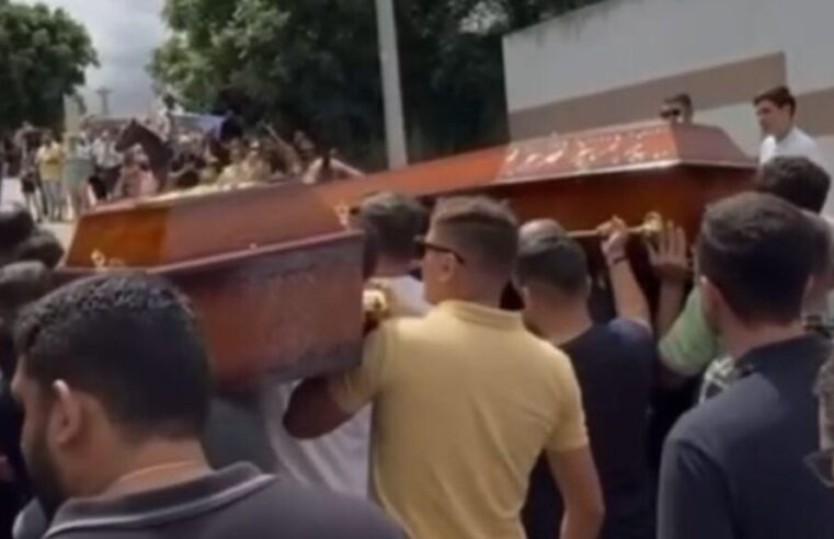 Paraibanos vítimas de acidente no Ceará são sepultados em Itaporanga/PB