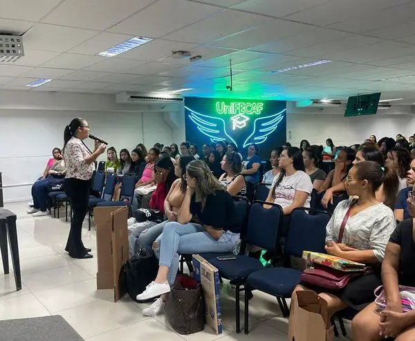 UniFECAF realiza evento de carreira para universitários