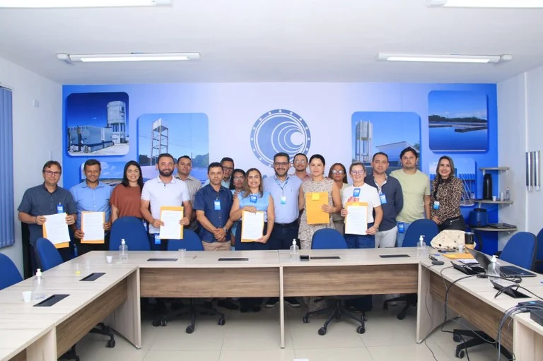 Cagepa firma acordo inédito com 11 municípios para revolucionar saneamento básico e abastecimento de água