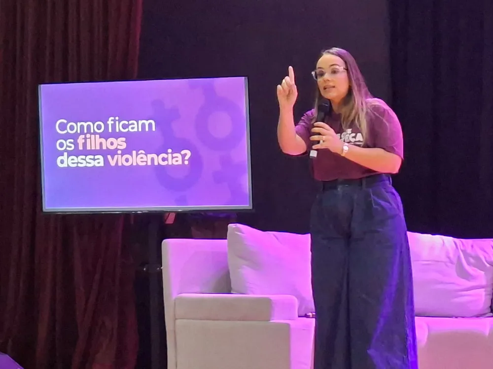 Programa ‘Antes que Aconteça’ Combate Feminicídio no Agro: Camila Mariz Lidera Palestra na Expo Pocinhos