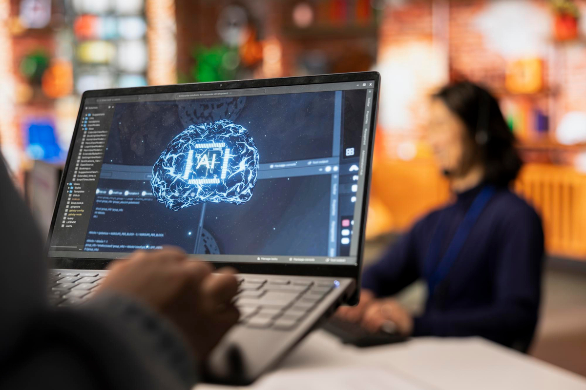 IA generativa ganha espaço e redefine a criatividade em CSCs