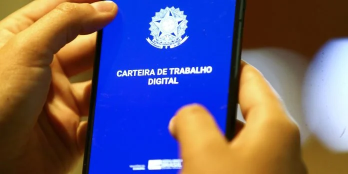 João Pessoa Lidera Crescimento de Emprego no Nordeste: Saldo Positivo de 2.149 Vagas em Novembro e 15.904 no Ano!