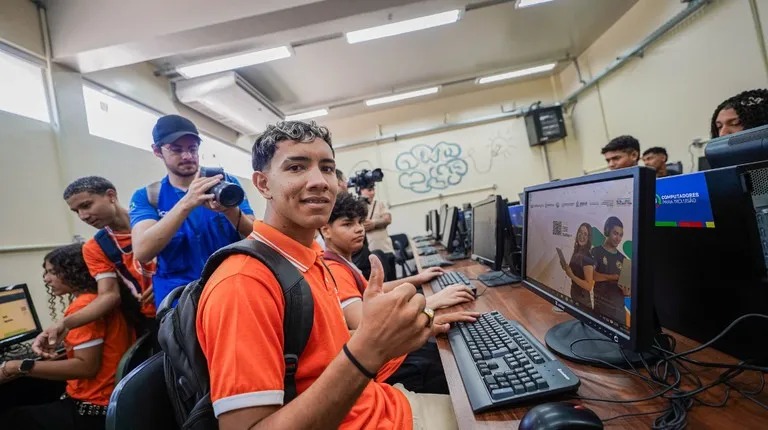 Inclusão Digital na Paraíba: Programa Computadores para Inclusão Inaugura 39 Novos Laboratórios e Transforma Vidas