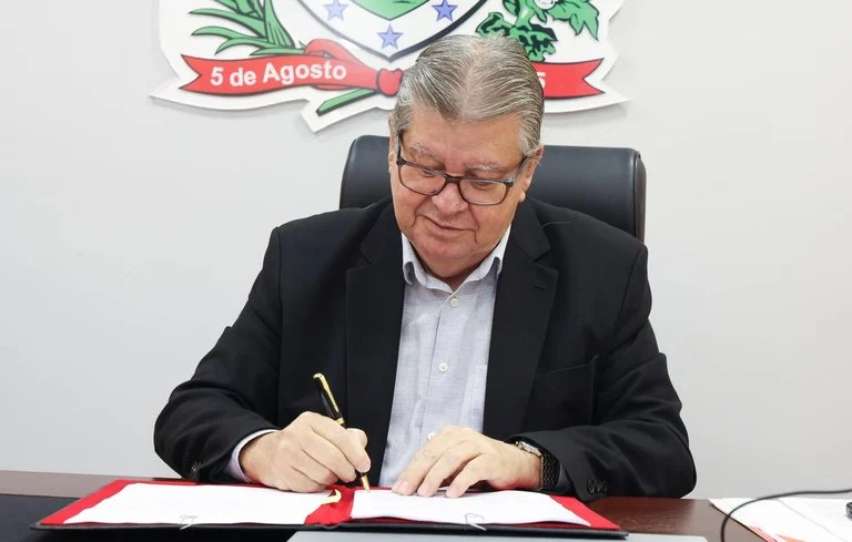 João Azevêdo Revela Balanço de Ações do Governo da Paraíba em 2025 na Revista ‘Paraíba da Gente’ e Lança Cadastro para Carnaval 2026
