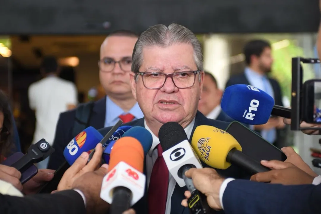 Concurso Educação PB: João Azevêdo define prazo para convocação de aprovados e antecipa novidades sobre reajuste salarial para servidores
