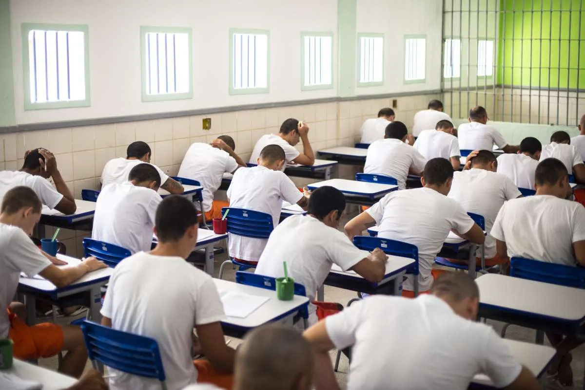 Educação nas Prisões da Paraíba: Escolas de Ensino Fundamental e Médio são Instituídas em Penitenciárias para Inclusão Social