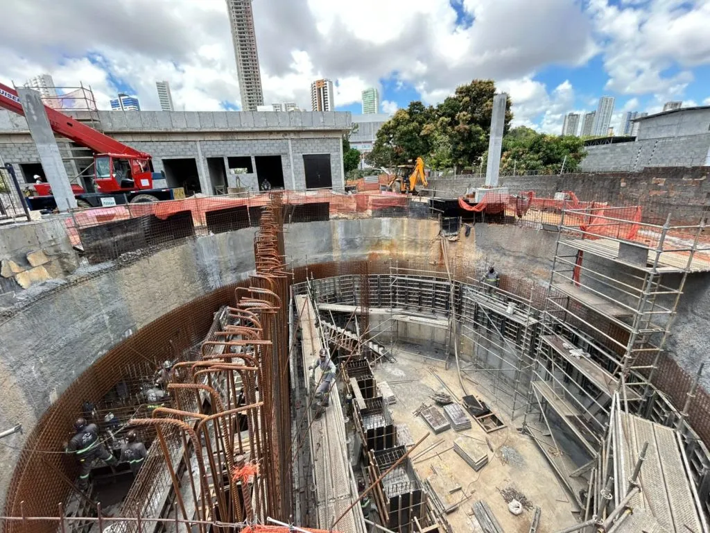 Obra da Estação Elevatória Usina II em Manaíra entra na fase final e causa interdição no Retão de Manaíra, veja o impacto no trânsito