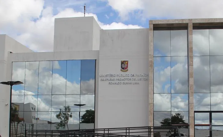 MPPB Suspende Mutirões Oftalmológicos em Hospital de Campina Grande Após Graves Intercorrências em Pacientes do SUS