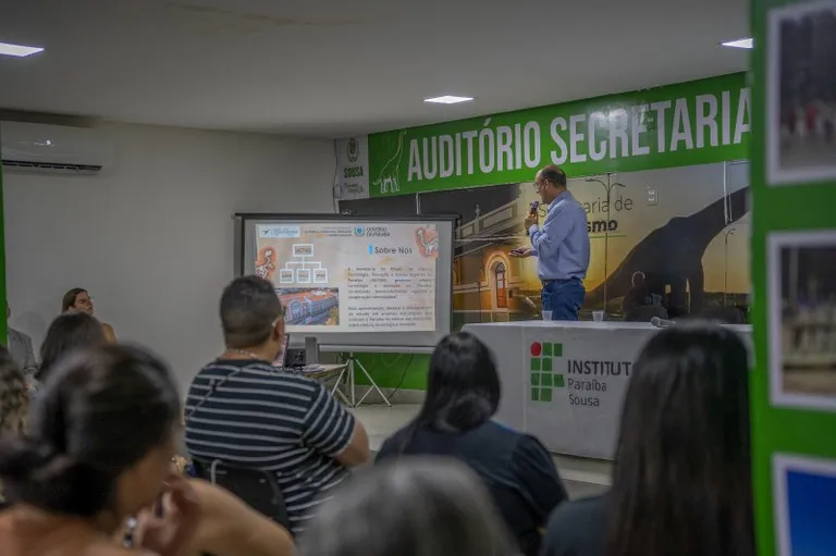 Curso inédito em Sousa capacita Agentes de Informações Turísticas para o Vale dos Dinossauros e Complexo Científico do Sertão