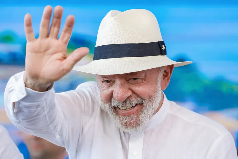 Lula alerta para ‘raposas no galinheiro’ em ano eleitoral: ‘Mesmo de branco, elas enganam’