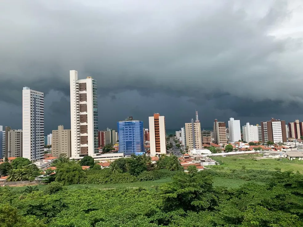Alerta Vermelho na Paraíba: Chuvas Fortes e Ventos de até 100 km/h Ameaçam Estado; Veja Recomendações Urgentes do Inmet!