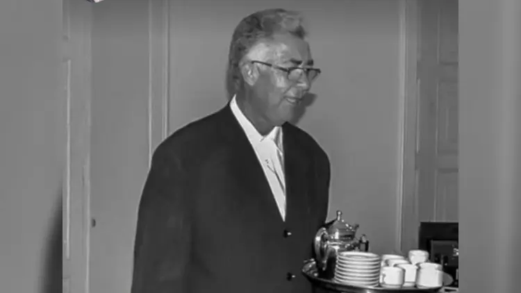 Luto na Paraíba: João Azevêdo lamenta morte de garçom histórico do Governo que serviu por quase 40 anos