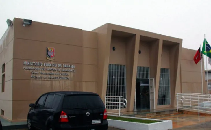Município Paraibano Sob TAC: Redução de Contratados e Concurso Público Urgente para Servidores Efetivos