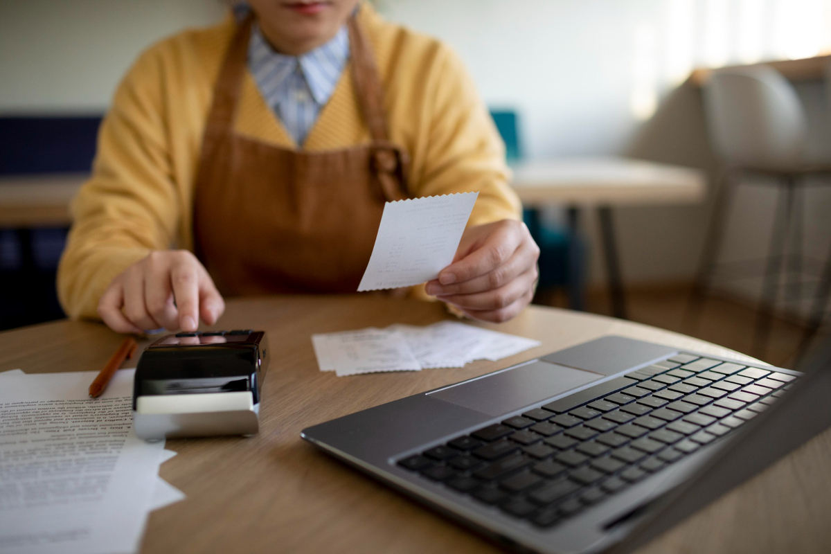 Receita adia exigência do IBS e da CBS nas notas fiscais