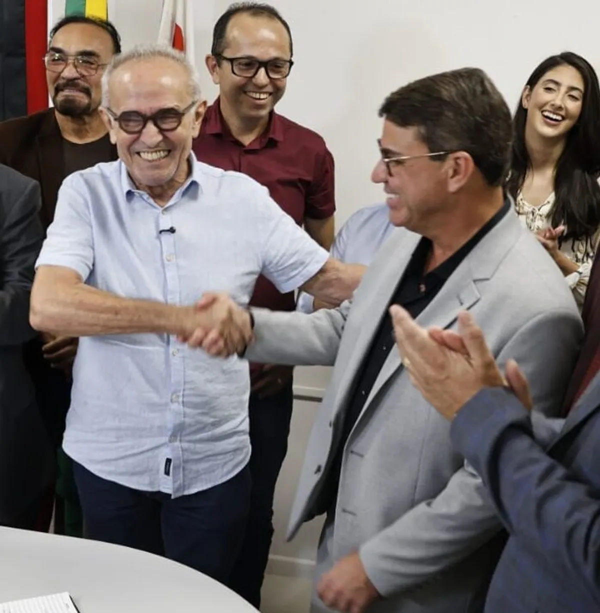 Dinho Dowsley desdenha de projeções de Hugo Mota para governo na Paraíba e reafirma lealdade a Cícero Lucena: “ele não é cigano”