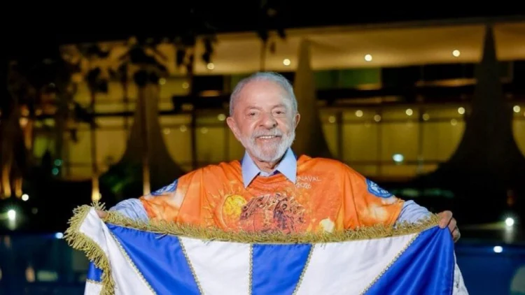 TCU quer barrar R$ 1 milhão em verba pública para escola de samba que homenageará Lula