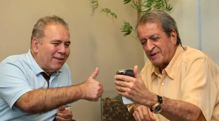 Valdemar da Costa Neto desembarca na Paraíba em 22 de março para definir chapa majoritária do PL e negociar filiação de Efraim Filho, agitador político local.
