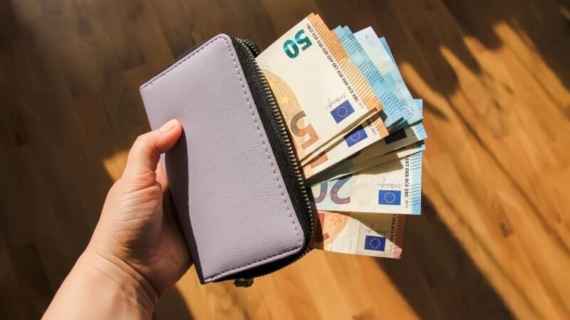 Salário mínimo em Portugal é de € 920 em 2026