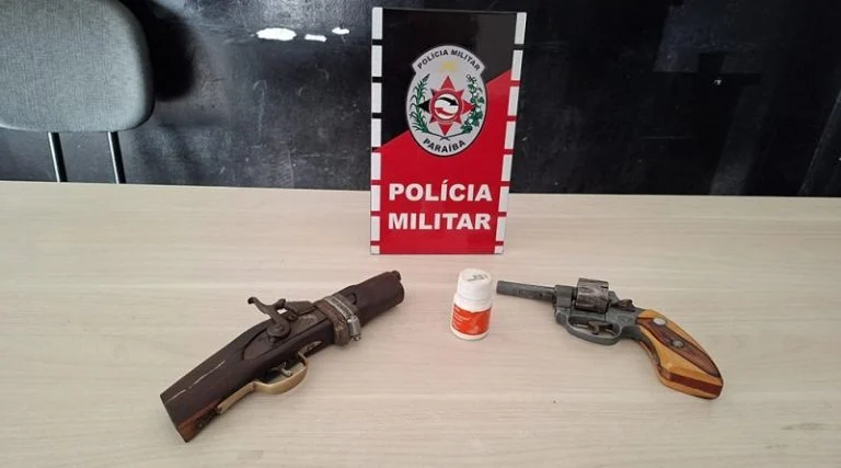 Homem é preso por maus-tratos ao pai idoso em Cajazeiras e duas armas de fogo apreendidas pela PM