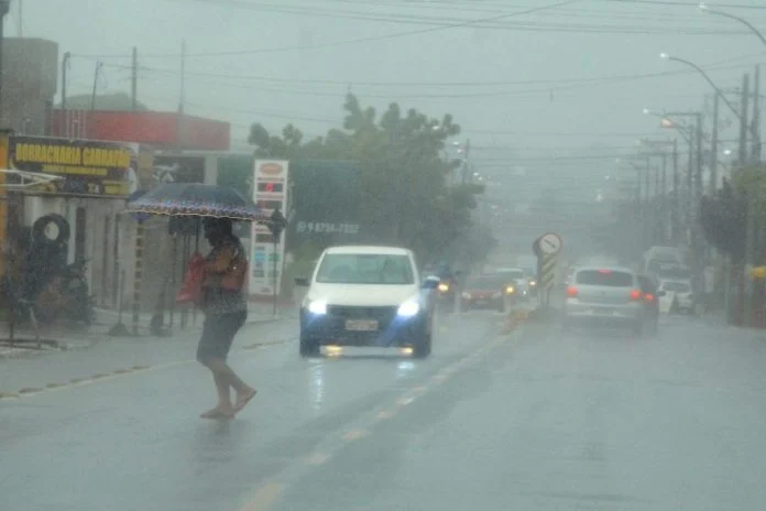 Alerta de Chuvas Intensas na Paraíba: 214 Cidades em Risco Potencial, Inmet Emite Aviso Urgente