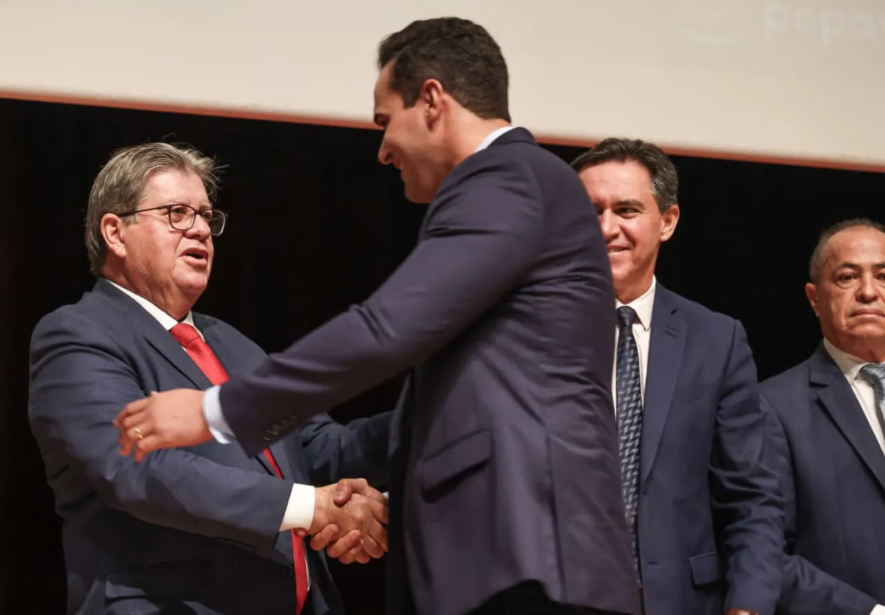 Detalhes Cruciais da Posse de Lucas Ribeiro como Governador da Paraíba: Data, Local e Cenário Político para 2024