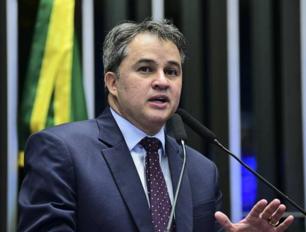 Senado Amplia Penas para Diversos Crimes, Incluindo Roubo de Celulares e Fraudes Bancárias, Projeto Volta à Câmara