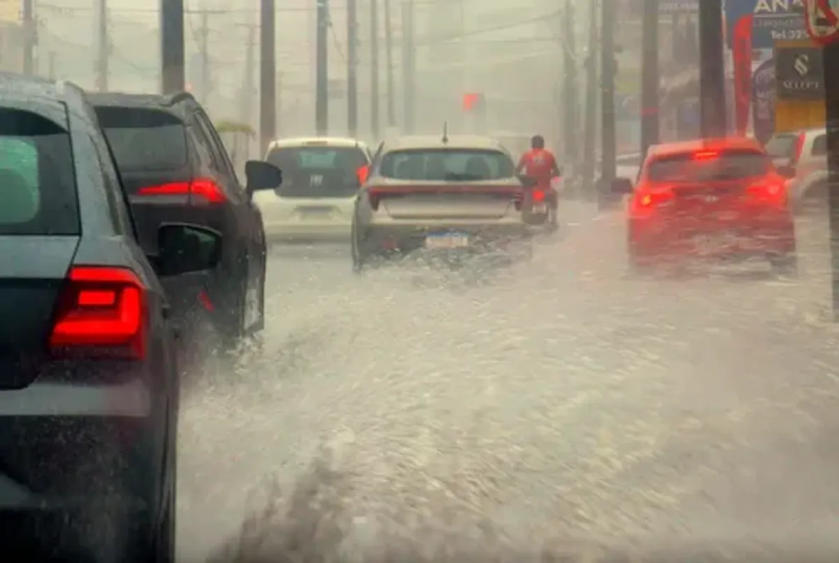 Sua cidade na lista? Chuva intensa pode bloquear a Paraíba agora