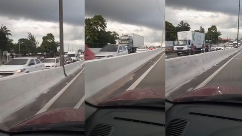 BR-230 bloqueada perto da UFPB carreta para trânsito; 4 km de fila