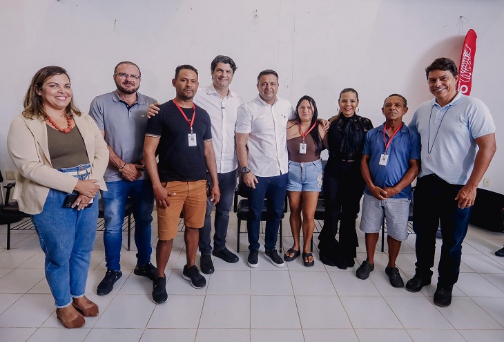 Crachás oficiais para ambulantes na orla de João Pessoa marcam nova era de ordenamento urbano e segurança impulsionada por TAC