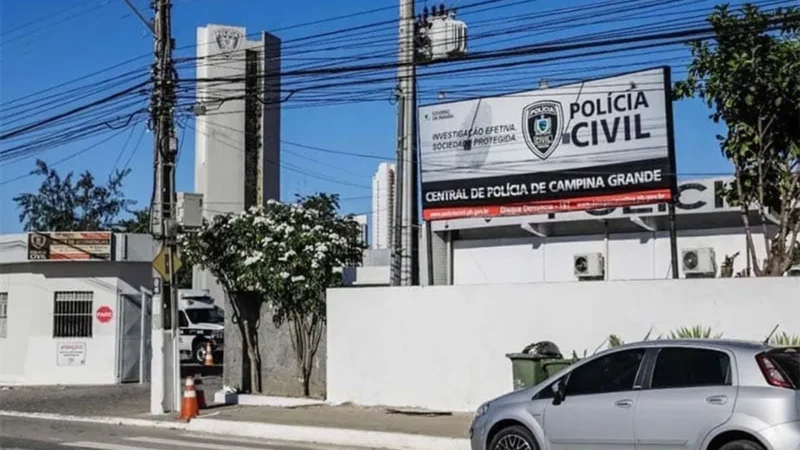 Cuidadora presa em flagrante por agredir idoso em Campina Grande