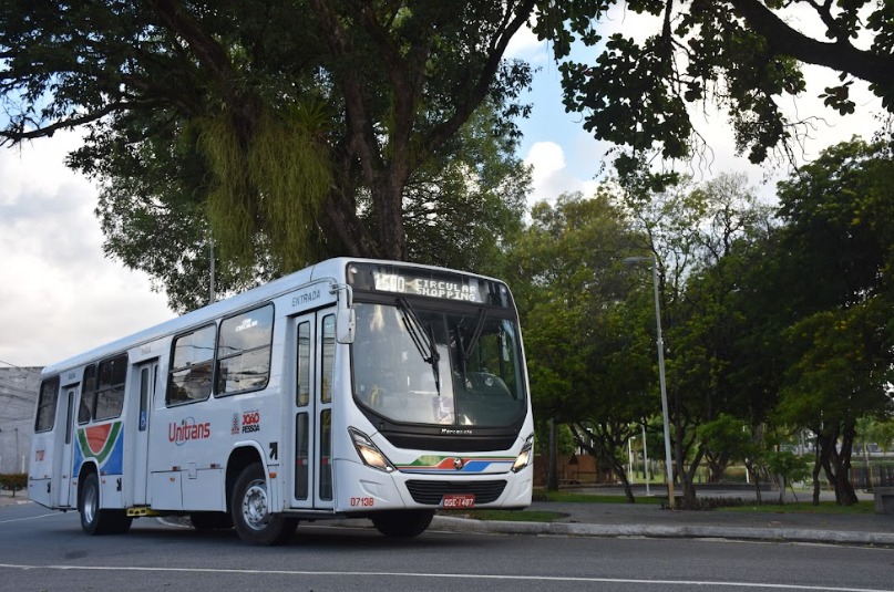 Feriado Tiradentes ônibus e trens de João Pessoa mudam operação