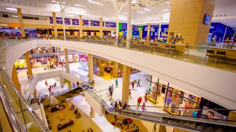 Feriado Tiradentes: shoppings abrem neste domingo em João Pessoa