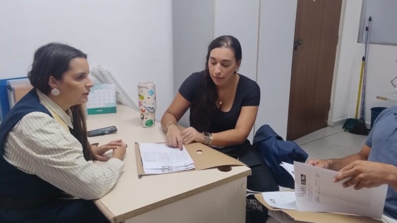 Formação em psicologia ganha nova dimensão com programa de imersão em diversidade e direitos humanos na coordenadoria LGBT, forjando profissionais sensíveis e preparados para desafios sociais e vulnerabilidades