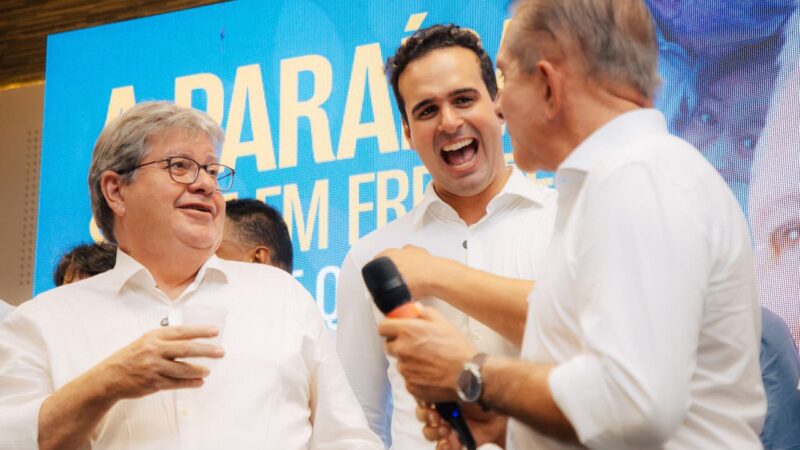 João Azevêdo alerta governistas sobre risco de chapa rachar em aliança
