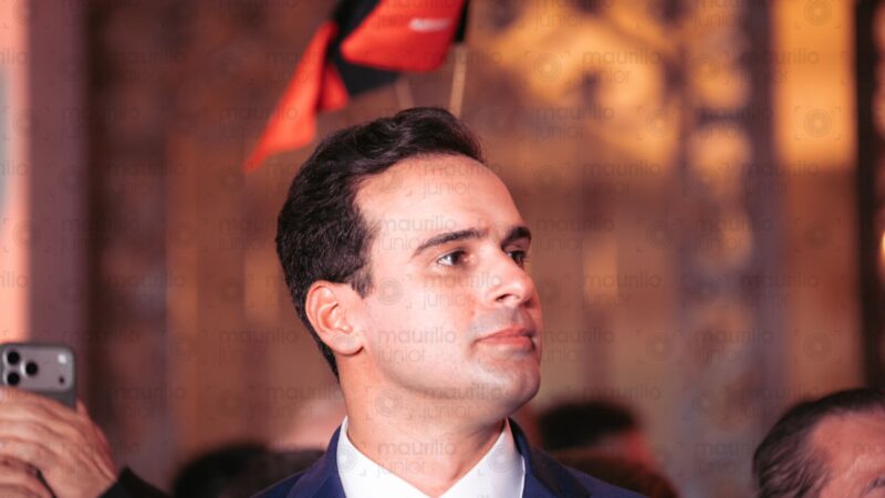 Lucas Ribeiro agradece PT e Lula por apoio à reeleição na Paraíba