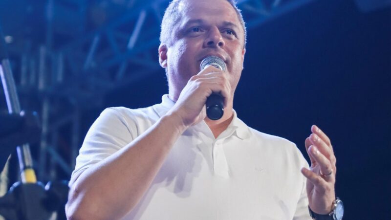 Prefeito de Cabedelo é afastado e investigado por fraude milionária